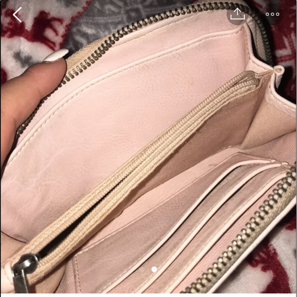 wallet - Picture 2 of 2